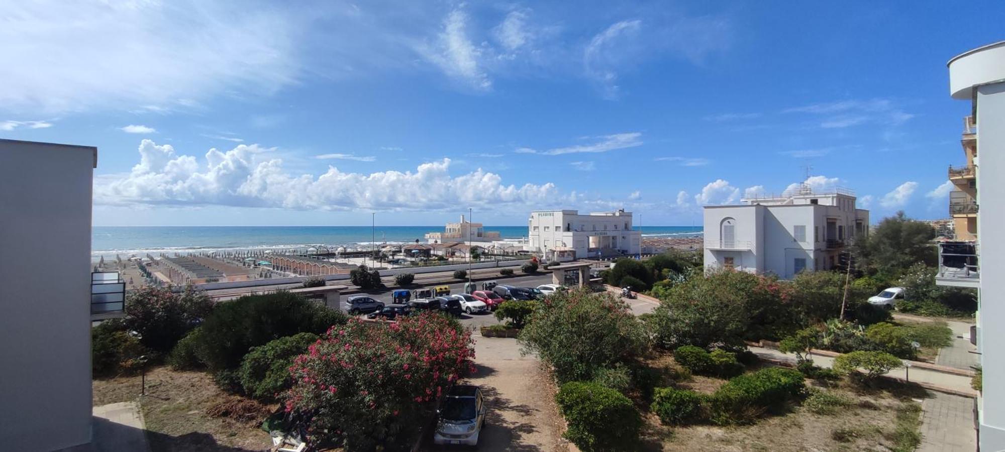 Ostia Loft Fronte Mare Apartment ภายนอก รูปภาพ